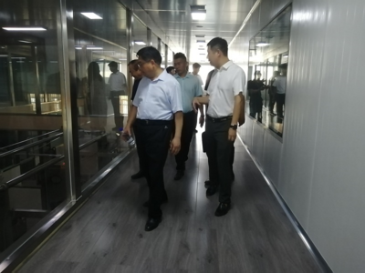 校長(zhǎng)羅士喜帶隊(duì)調(diào)研原陽食品產(chǎn)業(yè)發(fā)展探索校、政、企三方合作機(jī)制